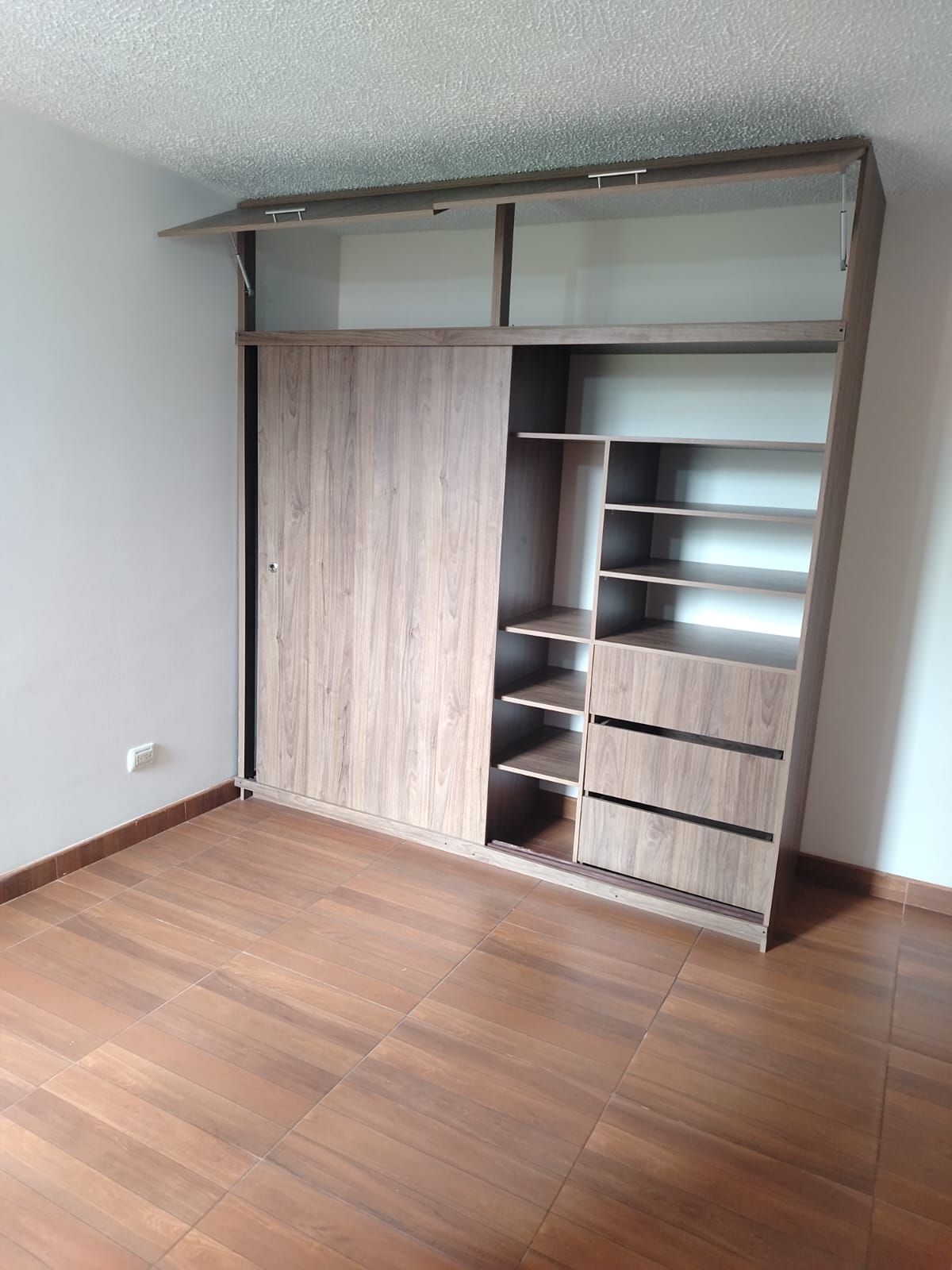 Apartamento en Arriendo Primer piso Conjunto Monteclaro